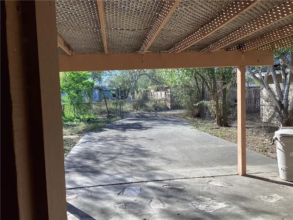 $130,000 | 1704 Odilia Street, Alice, TX 78332