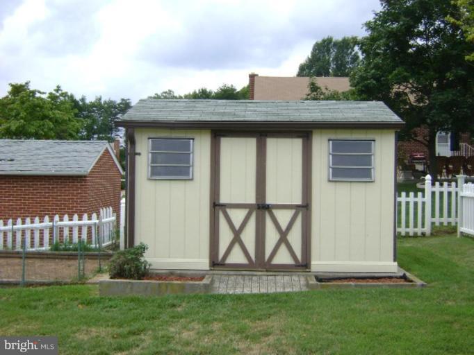 1402 Chesaco Avenue Rosedale, MD 21237 - Photo 4 of 19 Shed