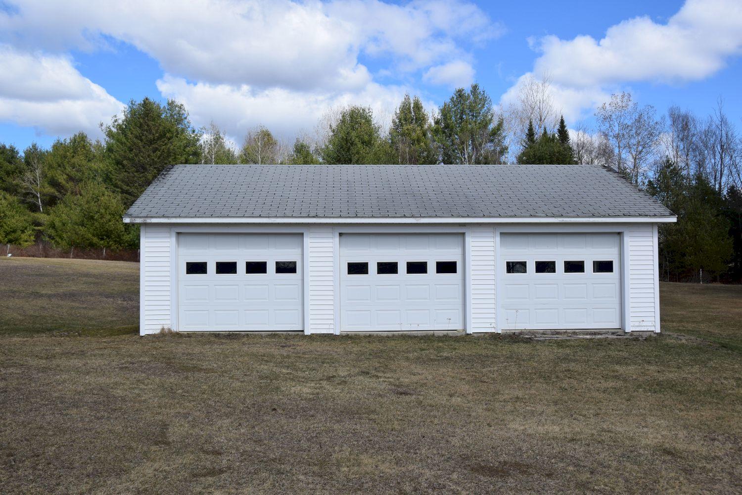 560 Horsetail Hill Road Madison, ME 04950 - Photo 6 of 75 3 car detached garage