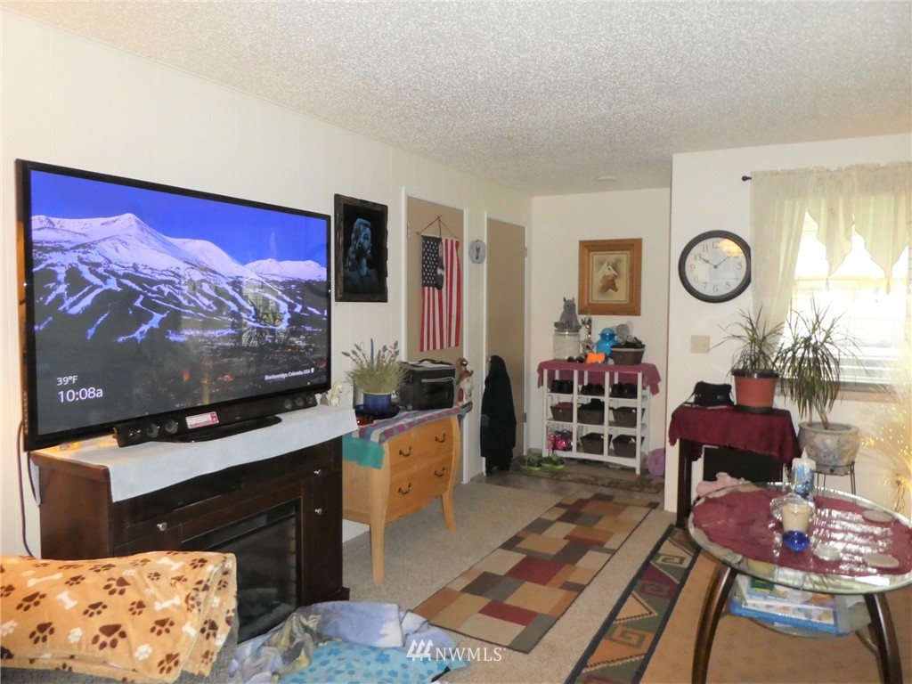 5422 Schoth Road Southwest Tumwater, WA 98512 - Photo 2 of 19 Gallery Image 2