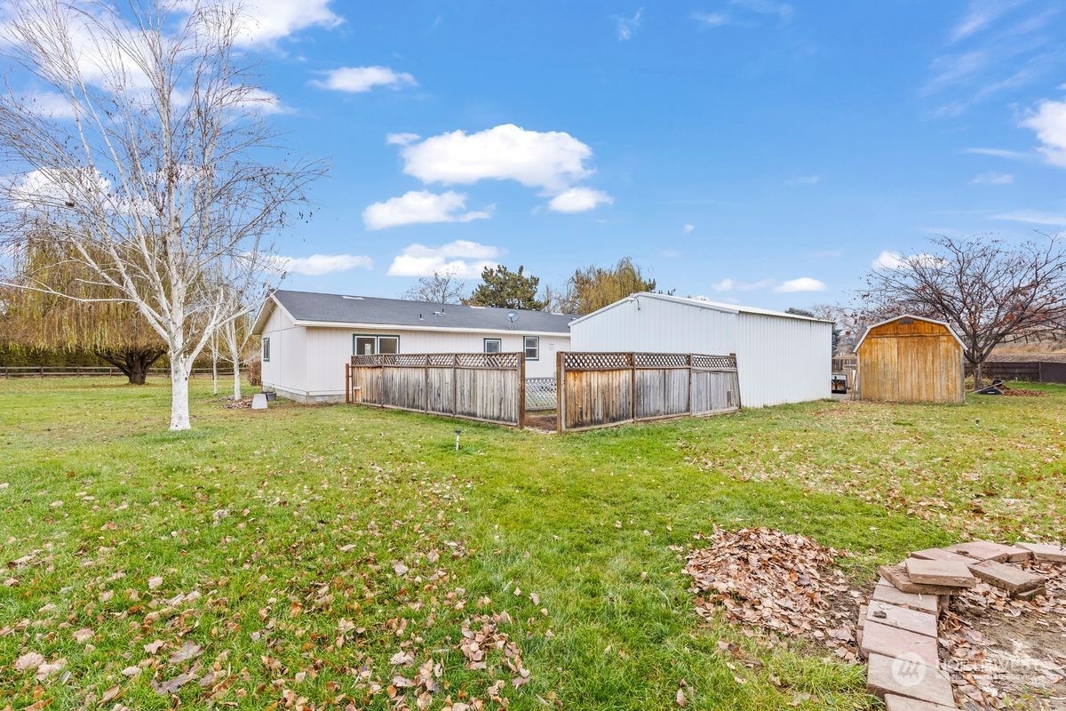 334 Ray Symmonds Road Yakima, WA 98901 - Photo 20 of 30