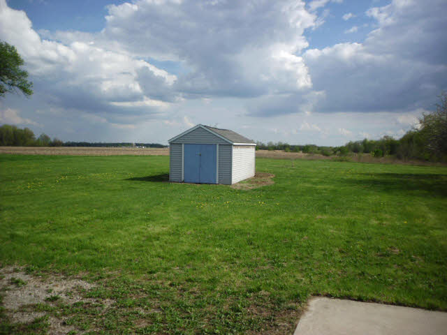 5330 Birch Run Road Birch Run, MI 48415 - Photo 14 of 15 20355880-13.JPG