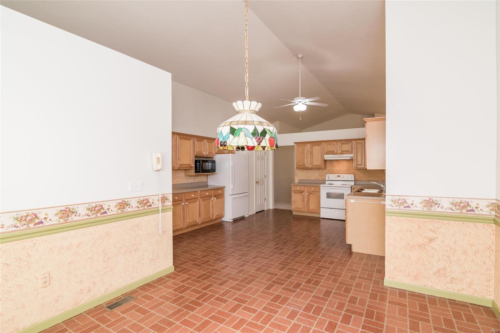 25 Ramsgate Collinsville, IL 62234 - Photo 13 of 34 Gallery Image 13