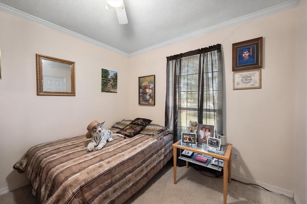 649 East Reindeer Road Lancaster, TX 75146 - Photo 13 of 24 Gallery Image 13