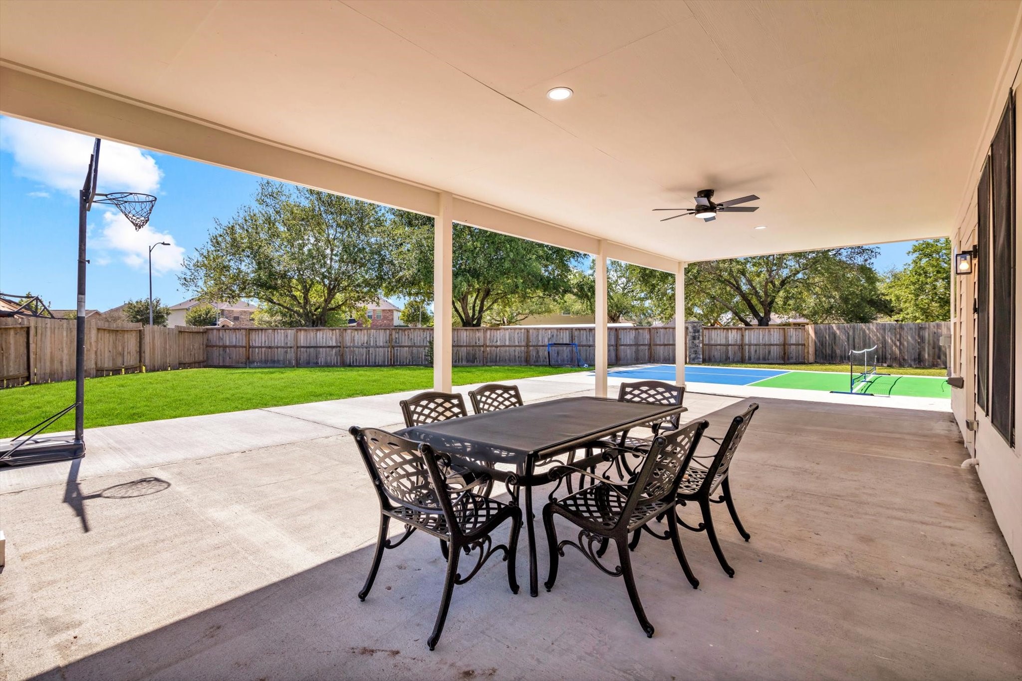 1722 Sun Point Court Humble, TX 77396 - Photo 35 of 40