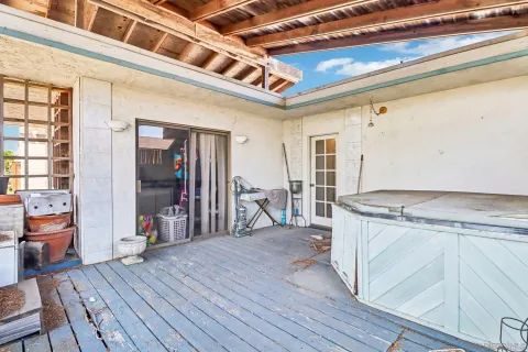 $1,378,400 | 2539 Galveston Street, San Diego, CA 92110