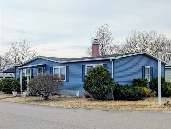 $319,500 | 44 Castle Road, Attleboro, MA 02703