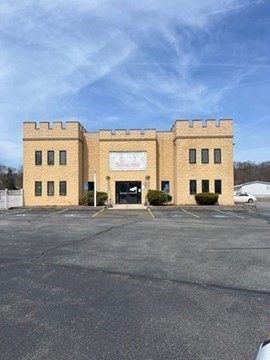 44 Castle Road Attleboro, MA 02703 - Photo 2 of 23