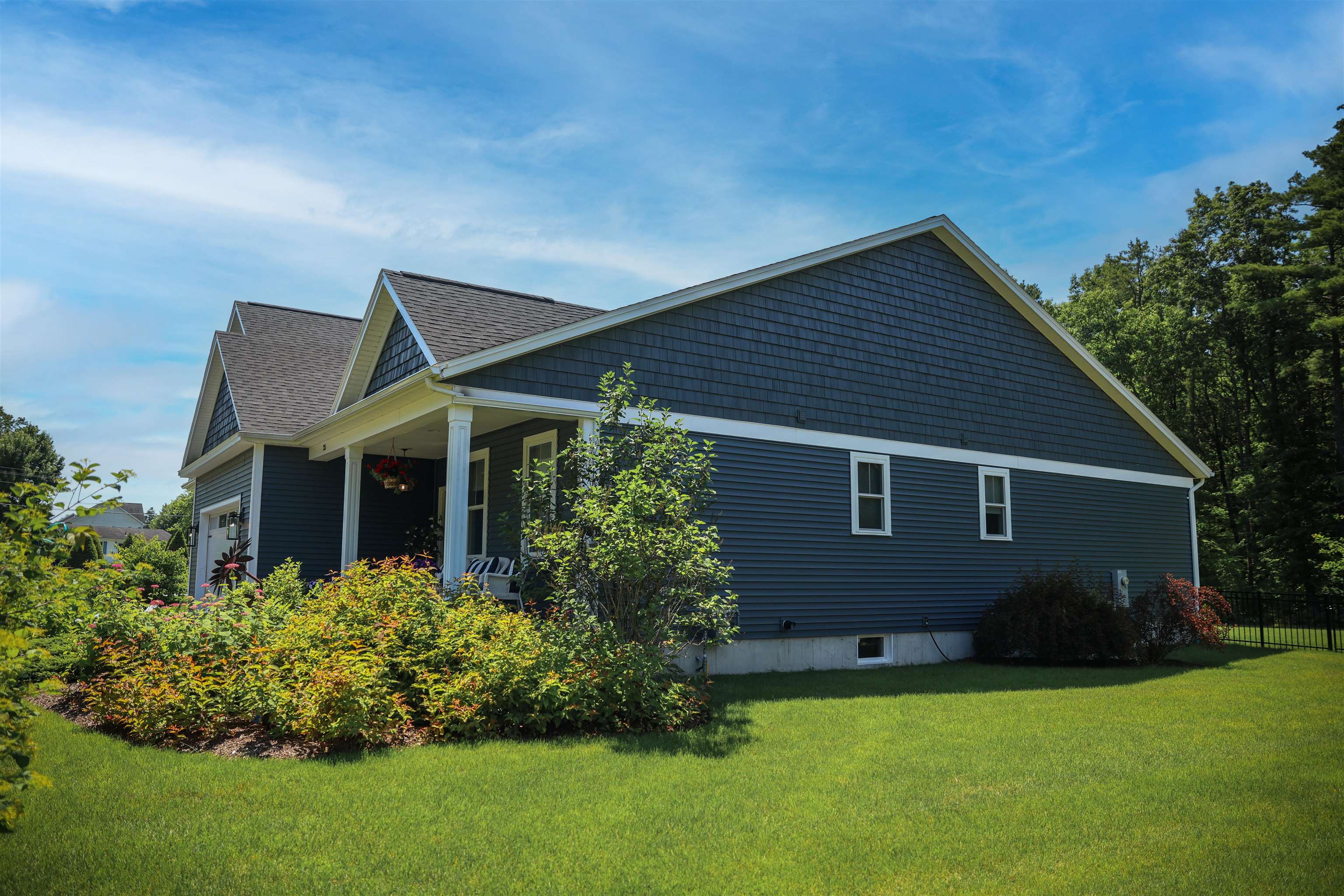 25 Jen Barry Lane Colchester, VT 05446 - Photo 3 of 40
