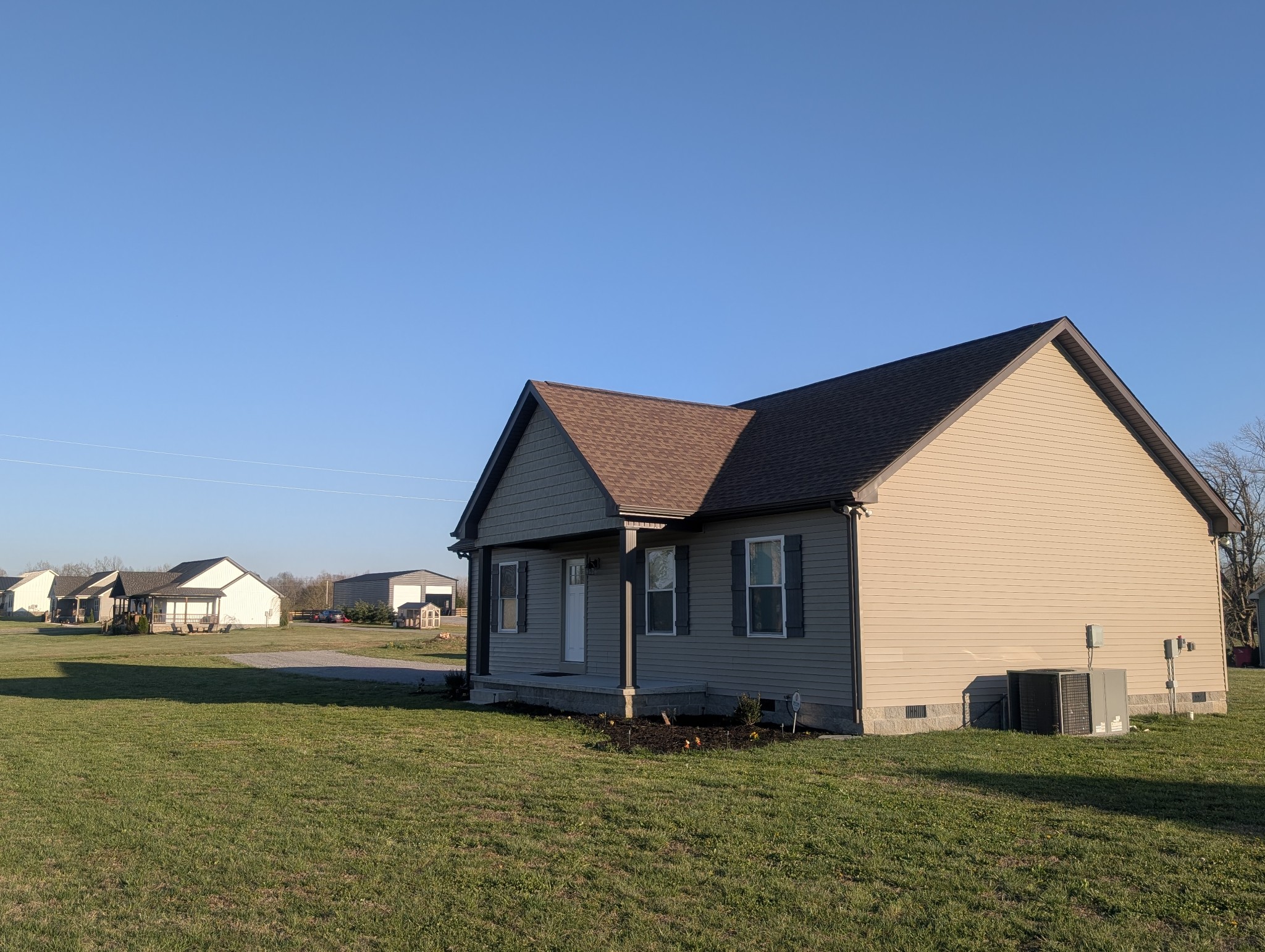 293 Hawkins Road Westmoreland, TN 37186 - Photo 4 of 6