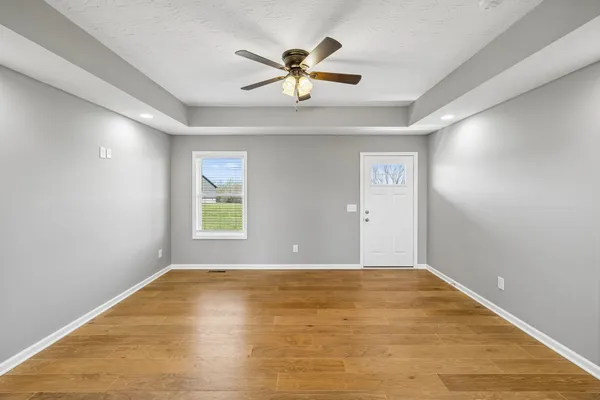 $285,000 | 293 Hawkins Road, Westmoreland, TN 37186