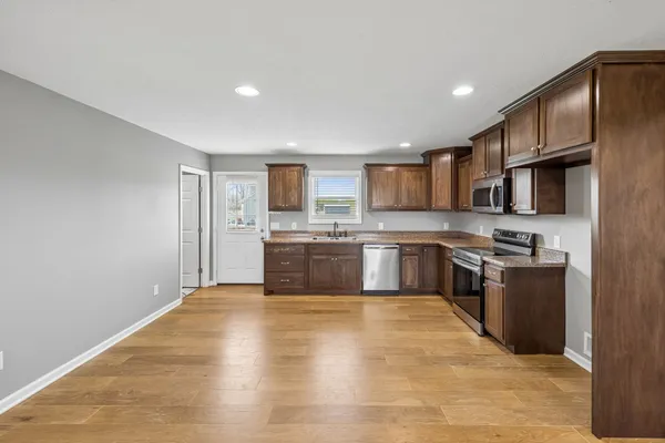 $285,000 | 293 Hawkins Road, Westmoreland, TN 37186