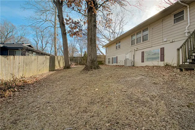 $450,000 | 226 Northwest 43 Street, Kansas City, MO 64116