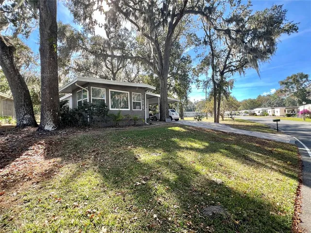 $129,500 | 106 Royal Palm Drive, Leesburg, FL 34748