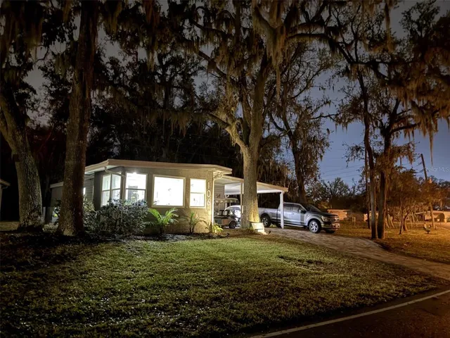 $129,500 | 106 Royal Palm Drive, Leesburg, FL 34748