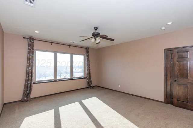 $809,500 | 6 Stoneway Court, Canyon, TX 79015