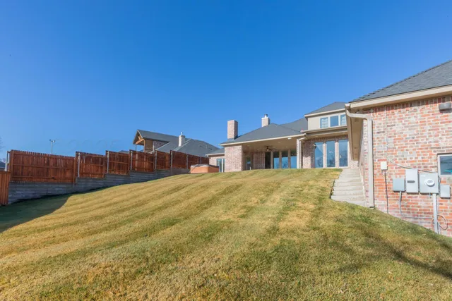 $809,500 | 6 Stoneway Court, Canyon, TX 79015