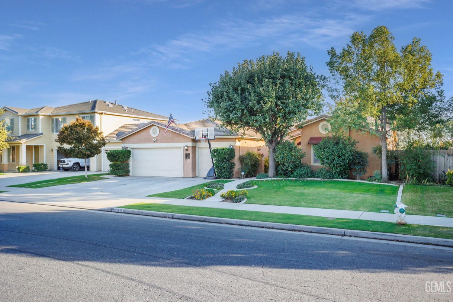 Undisclosed Address Bakersfield, CA 93312 - Photo 3 of 45 a view of a volley ball court