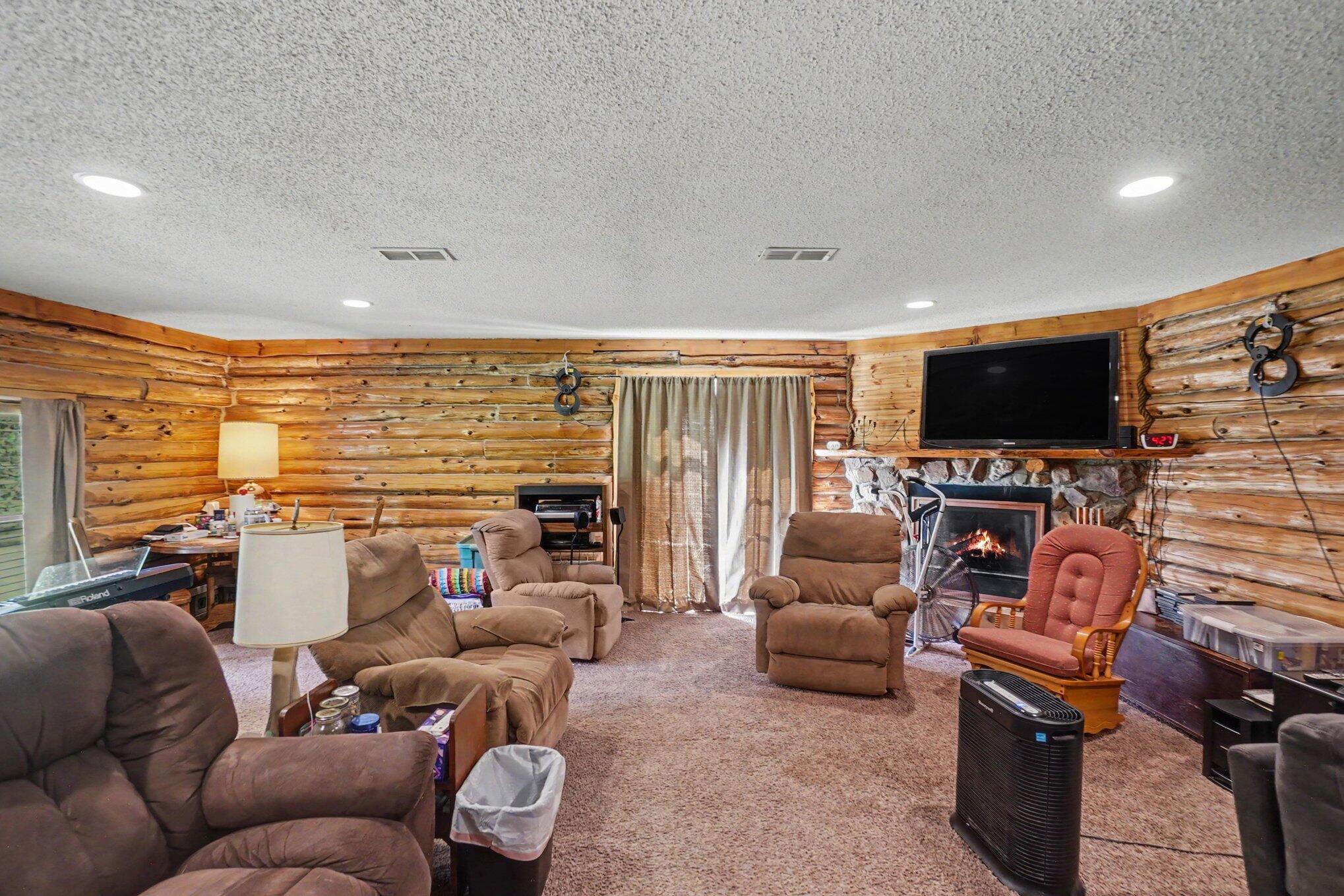 21630 13 Mile Road Leroy, MI 49655 - Photo 10 of 29 006_file_3418