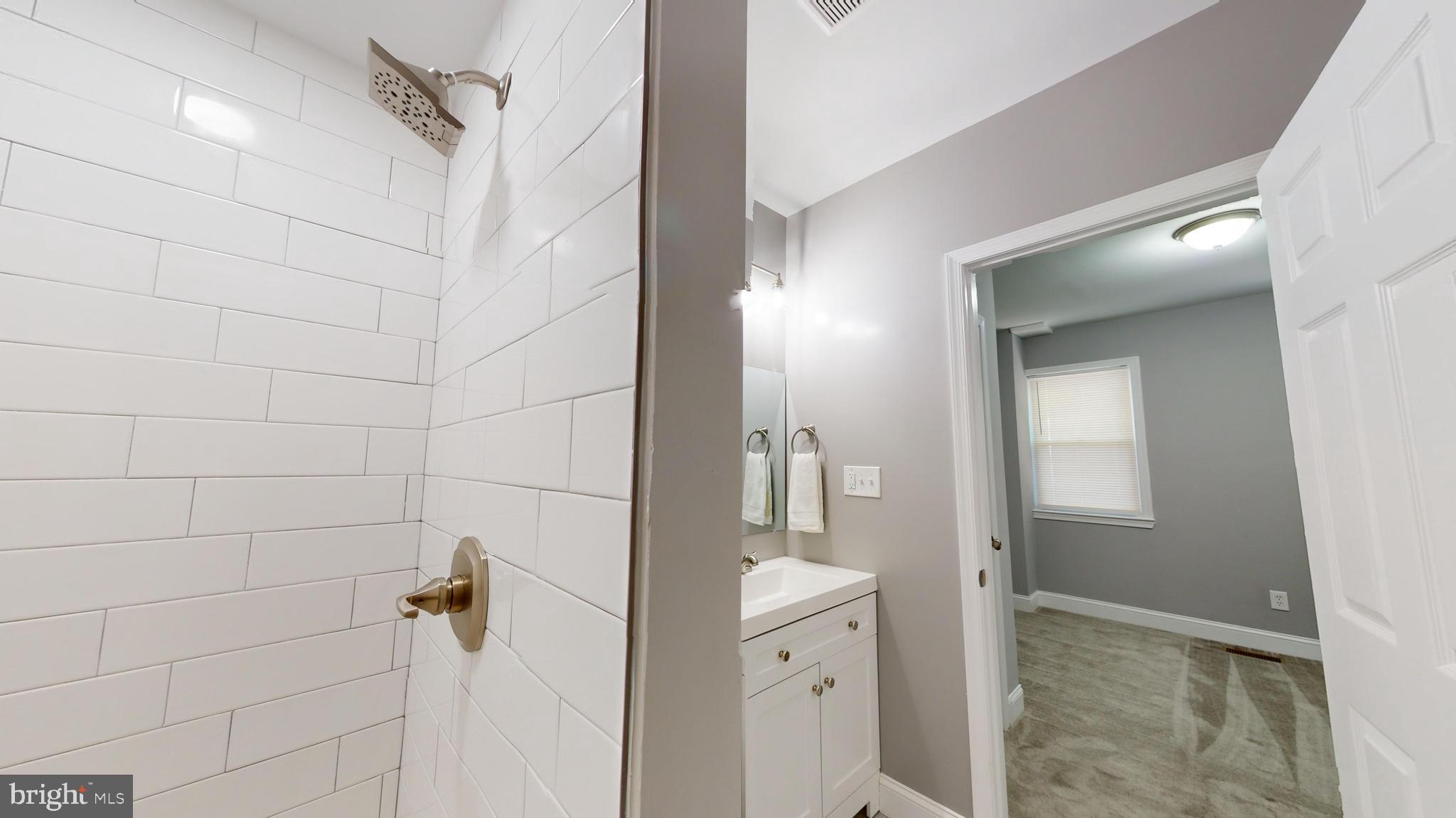 633 Archer Street Baltimore, MD 21230 - Photo 16 of 20 Full Bathroom for Bedroom 2