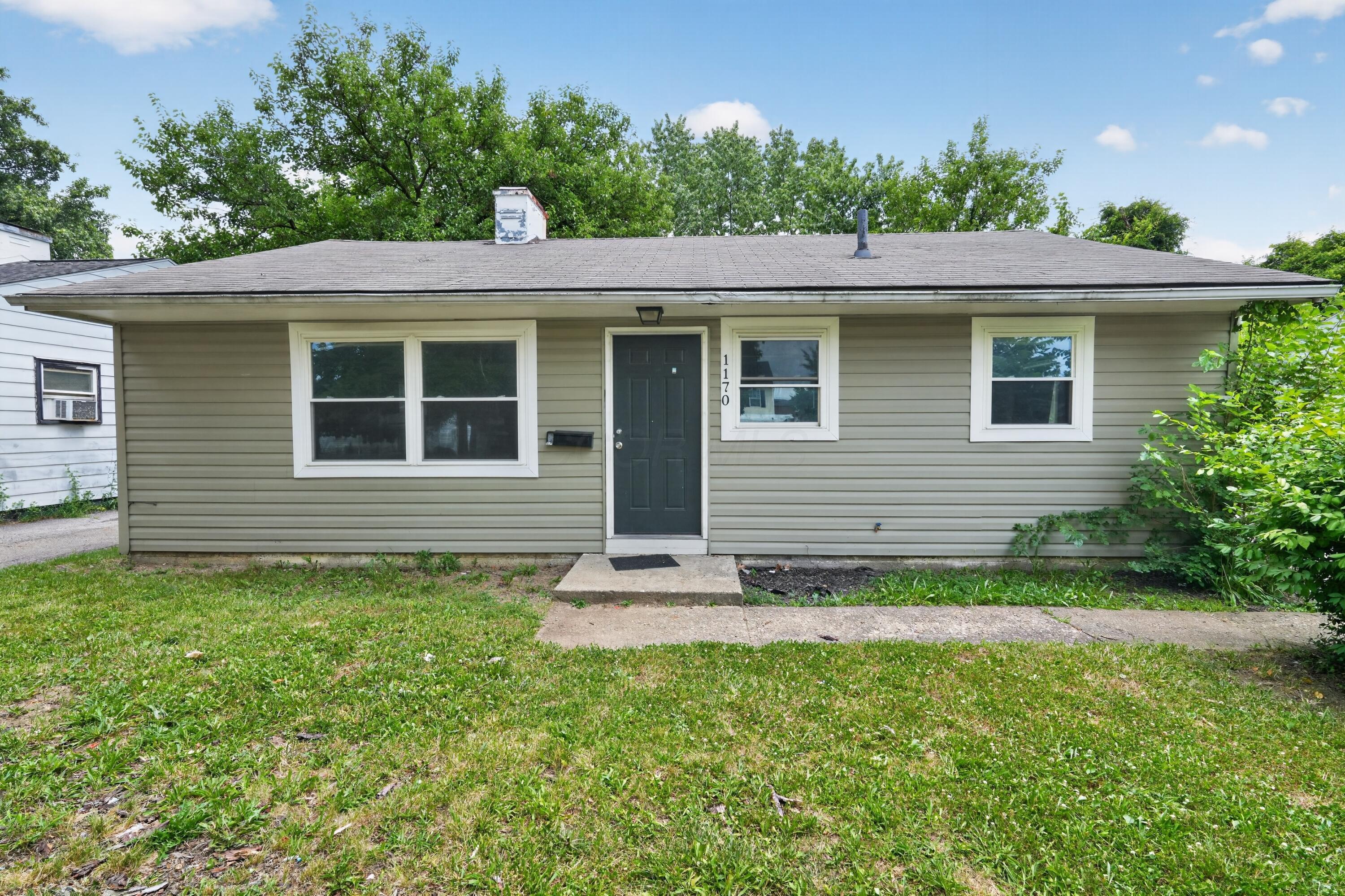 1170 South Hampton Road Columbus, OH 43227 - Photo 6 of 32 06_1170_S_Hampton_Rd-Exterior-6673