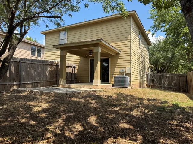 $1,995 | 5609 Viewpoint Drive, Austin, TX 78744