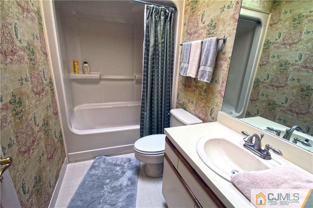 5 Miller Farm Road Somerset, NJ 08873 - Photo 16 of 25 Gallery Image 16
