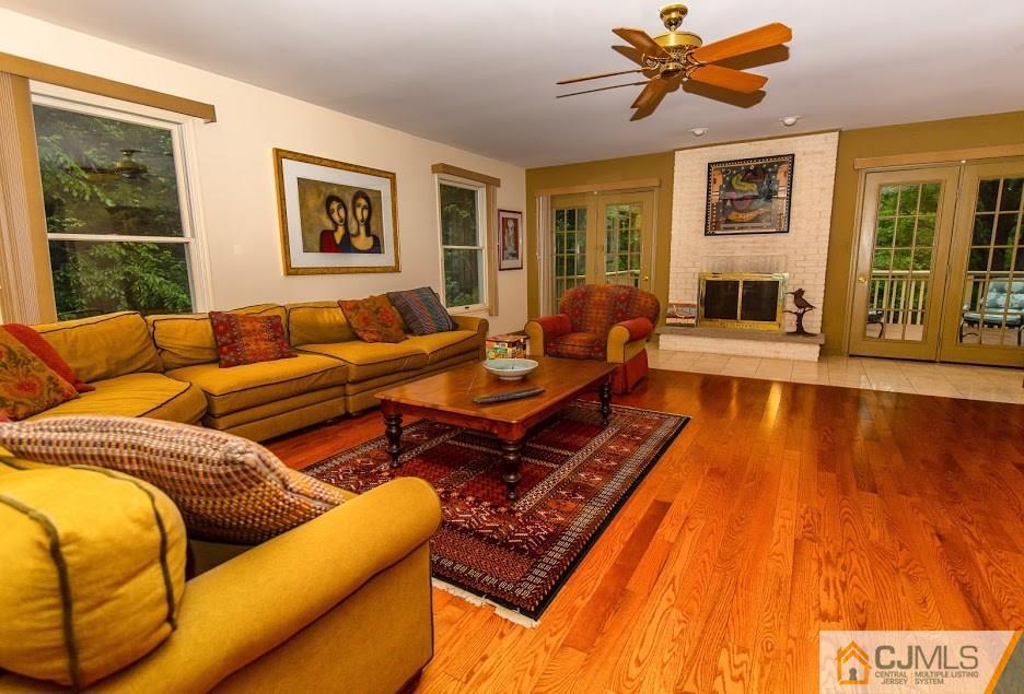 5 Miller Farm Road Somerset, NJ 08873 - Photo 3 of 25 Gallery Image 3