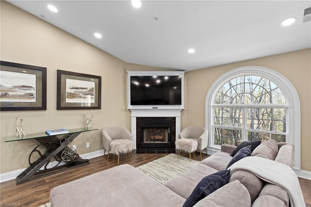 131 James Road, Unit 3C High Point, NC 27265 - Photo 4 of 26