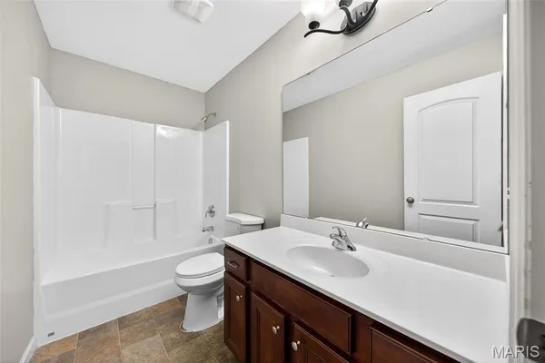 $499,000 | 105 Kendl Court, Florissant, MO 63031