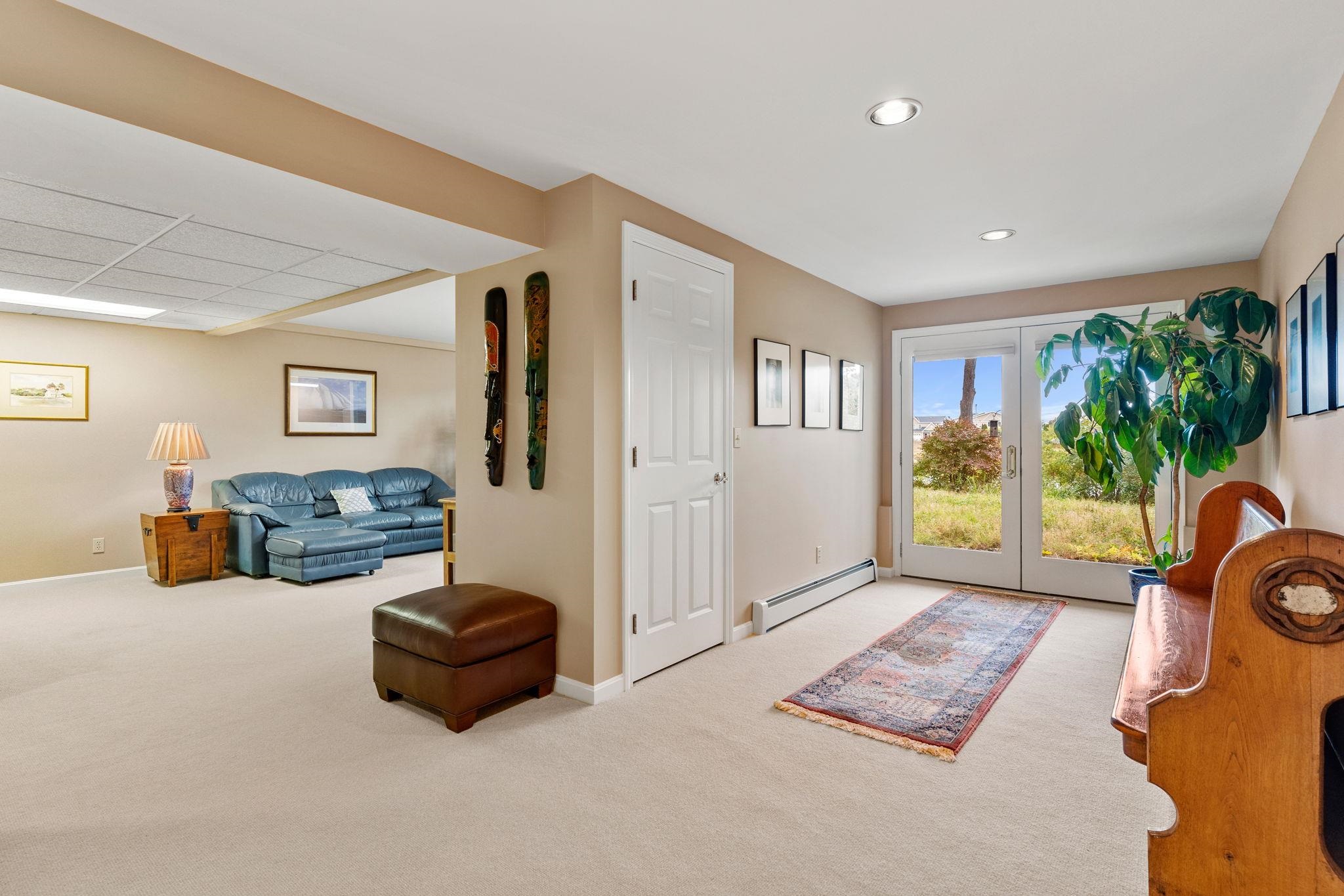 103 Locke Road Rye, NH 03870 - Photo 24 of 40