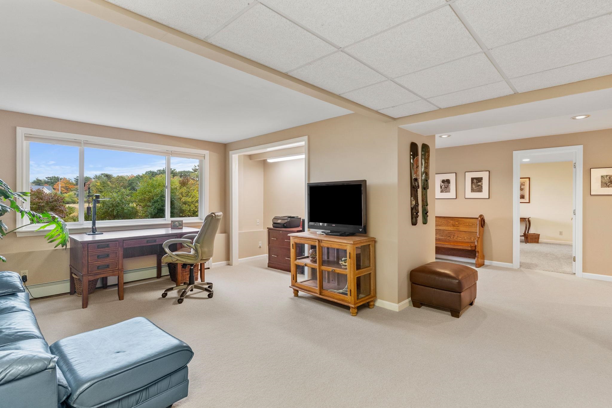 103 Locke Road Rye, NH 03870 - Photo 26 of 40