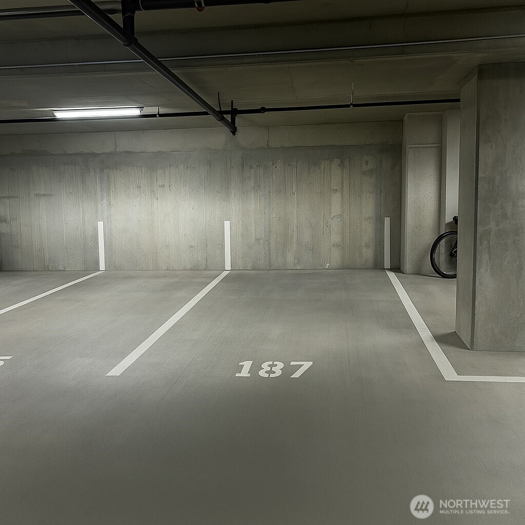 737 Olive Way, Unit 2908 Seattle, WA 98101 - Photo 21 of 35 a view of empty room