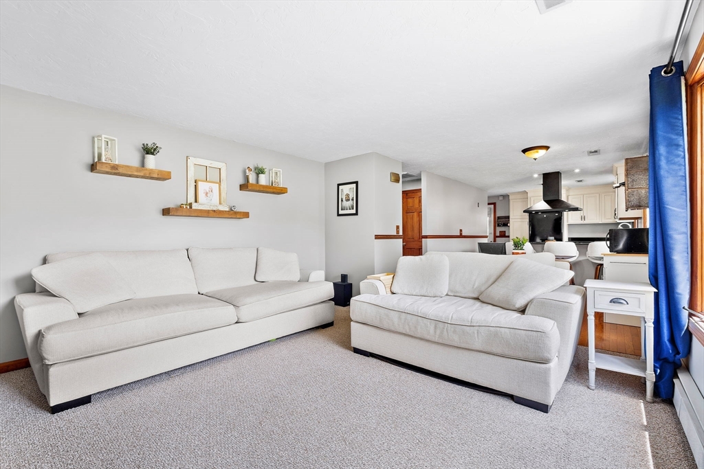 37 Angelo Street Worcester, MA 01604 - Photo 9 of 40