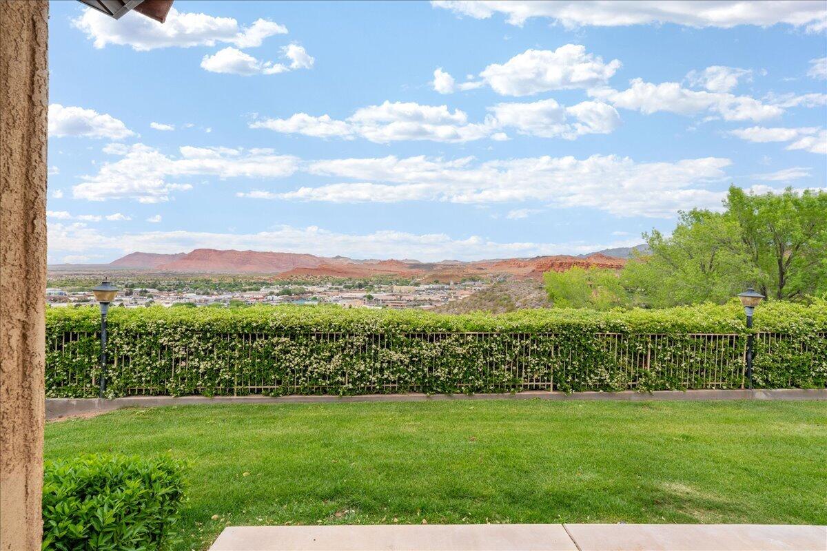 872 West 680 North St. George, UT 84770 - Photo 43 of 48 Backyard