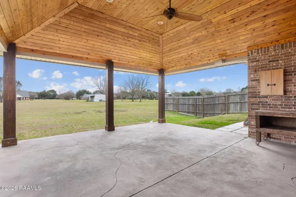 $2,500 | 225 Woodhaven Road, Youngsville, LA 70592