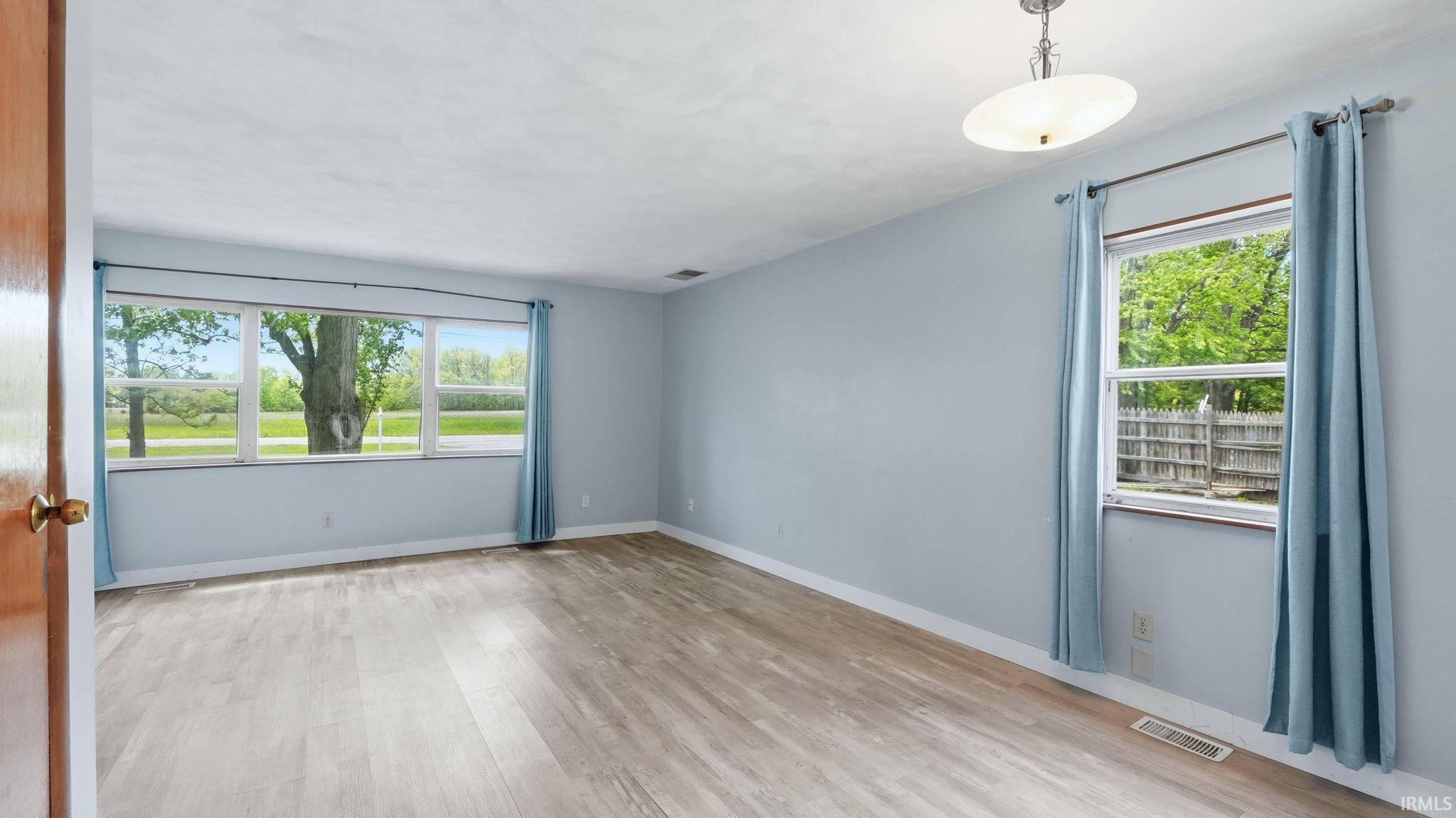 6304 Hazelett Road Fort Wayne, IN 46835 - Photo 12 of 36