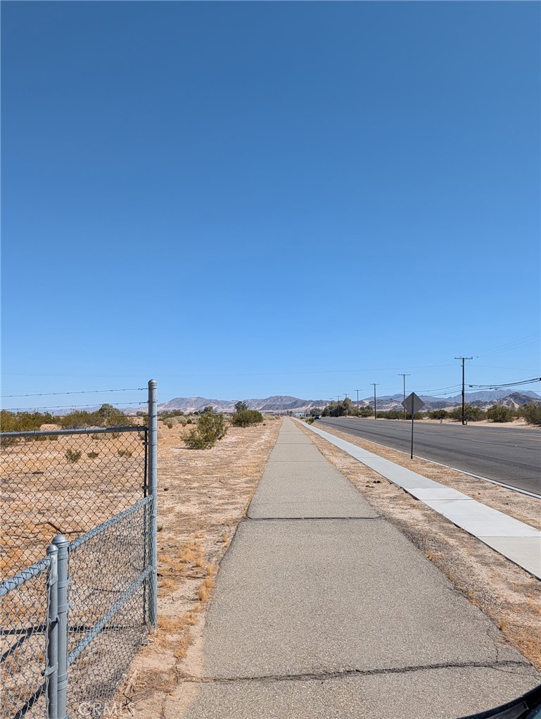 4460 Adobe Road Twentynine Palms, CA 92277 - Photo 9 of 20
