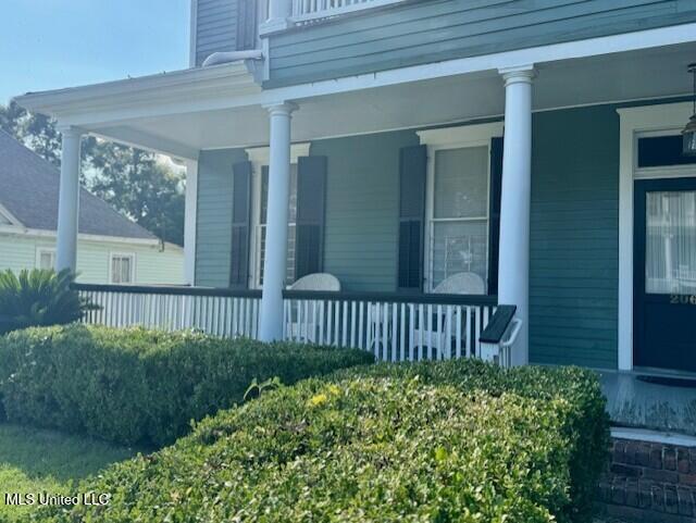 206 Linton Avenue Natchez, MS 39120 - Photo 4 of 34 thumbnail_IMG_0770