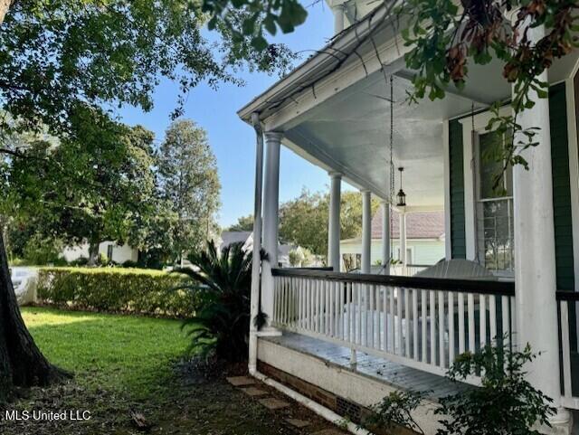 206 Linton Avenue Natchez, MS 39120 - Photo 6 of 34 thumbnail_IMG_0777