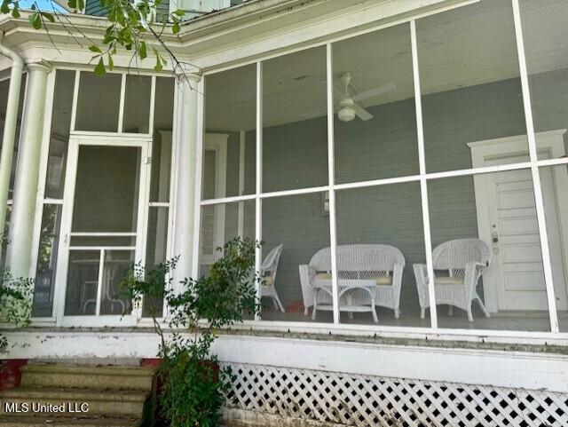 206 Linton Avenue Natchez, MS 39120 - Photo 7 of 34 thumbnail_IMG_0776