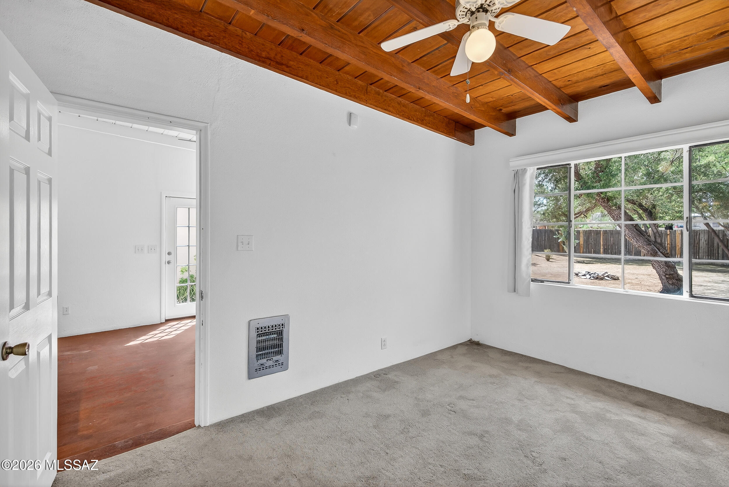 1412 East Spring Street Tucson, AZ 85719 - Photo 22 of 43 a view of empty room with window