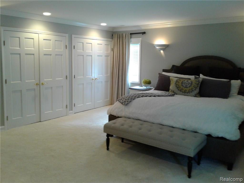 2047 Windemere Road Birmingham, MI 48009 - Photo 19 of 37 20170920_164705.jpg
