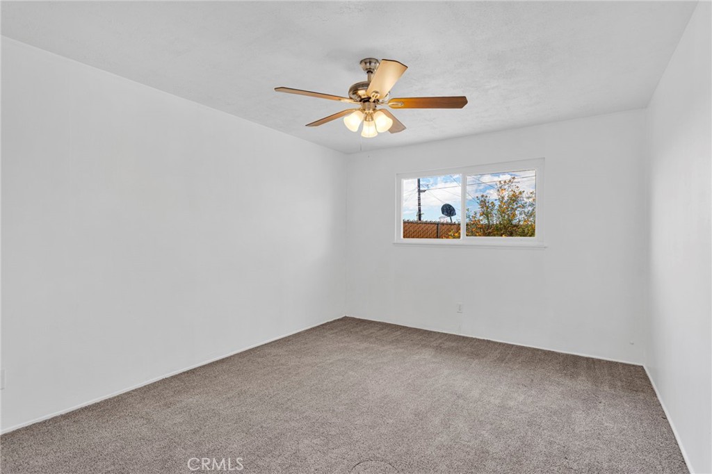 2567 Perth Court Barstow, CA 92311 - Photo 21 of 56 a view of a window in a room