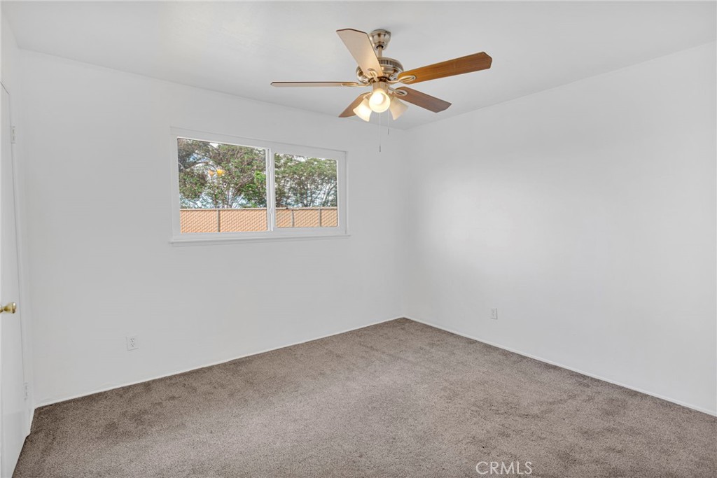 2567 Perth Court Barstow, CA 92311 - Photo 29 of 56 an empty room with a window