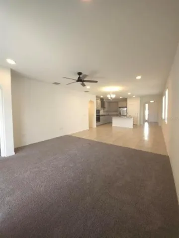 a view of empty room with window
