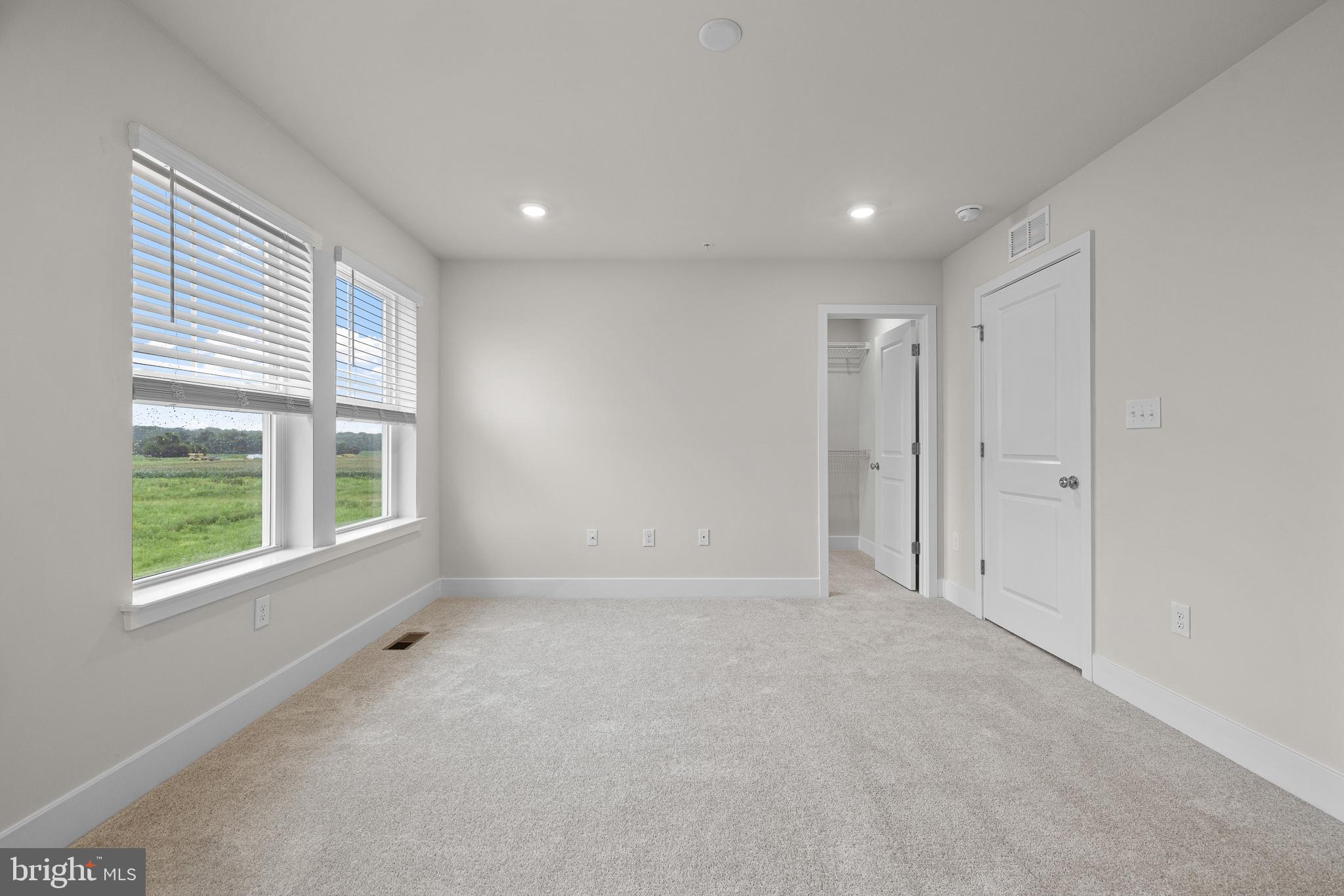 1816 Smith Is Road Baltimore, MD 21244 - Photo 7 of 16 Owner's Suite
