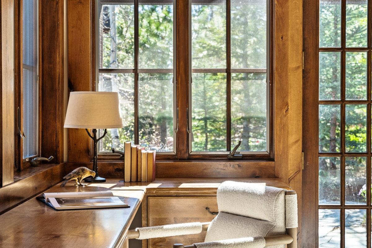 7160 Lahontan Drive Truckee, CA 96161 - Photo 11 of 19