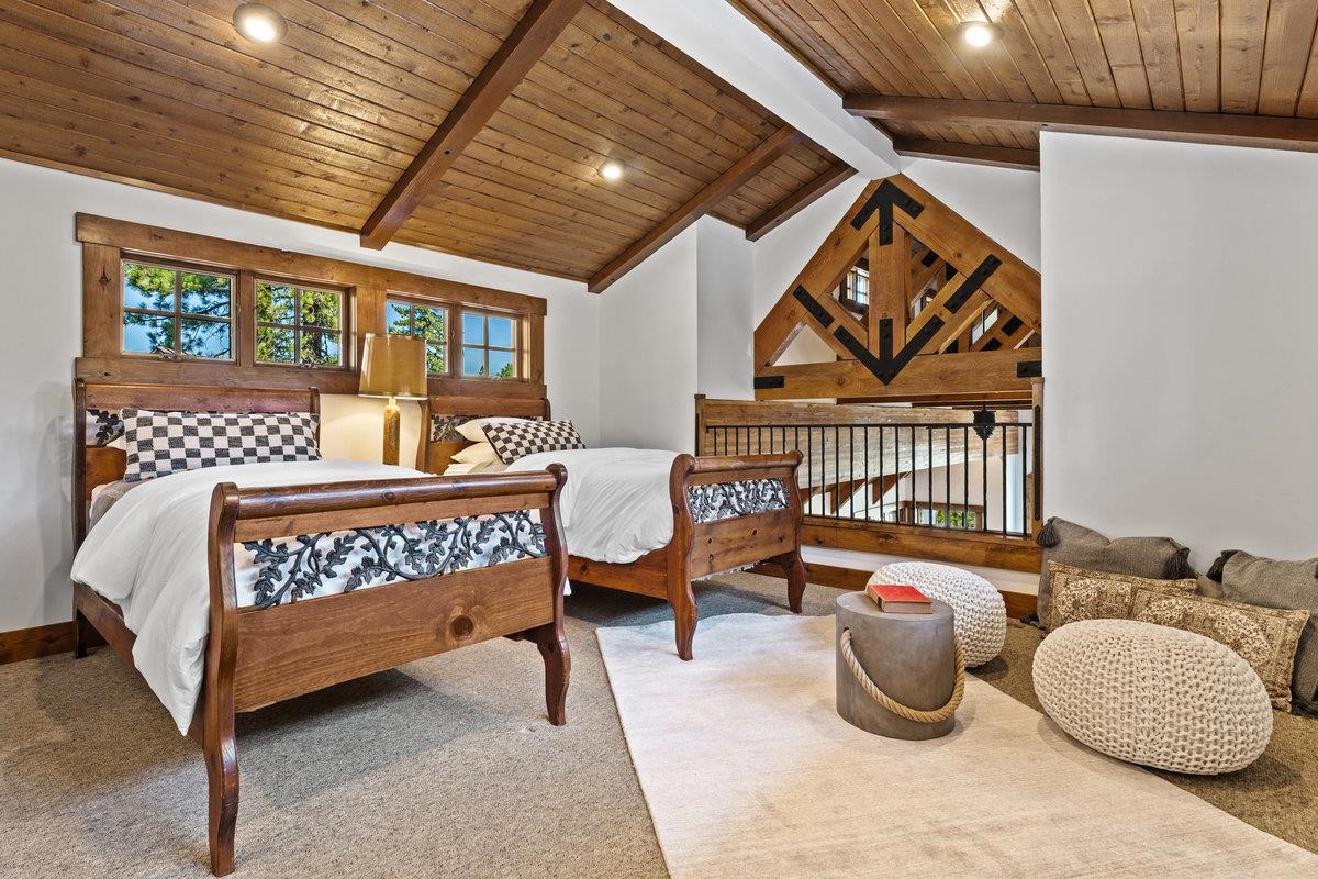 7160 Lahontan Drive Truckee, CA 96161 - Photo 12 of 19