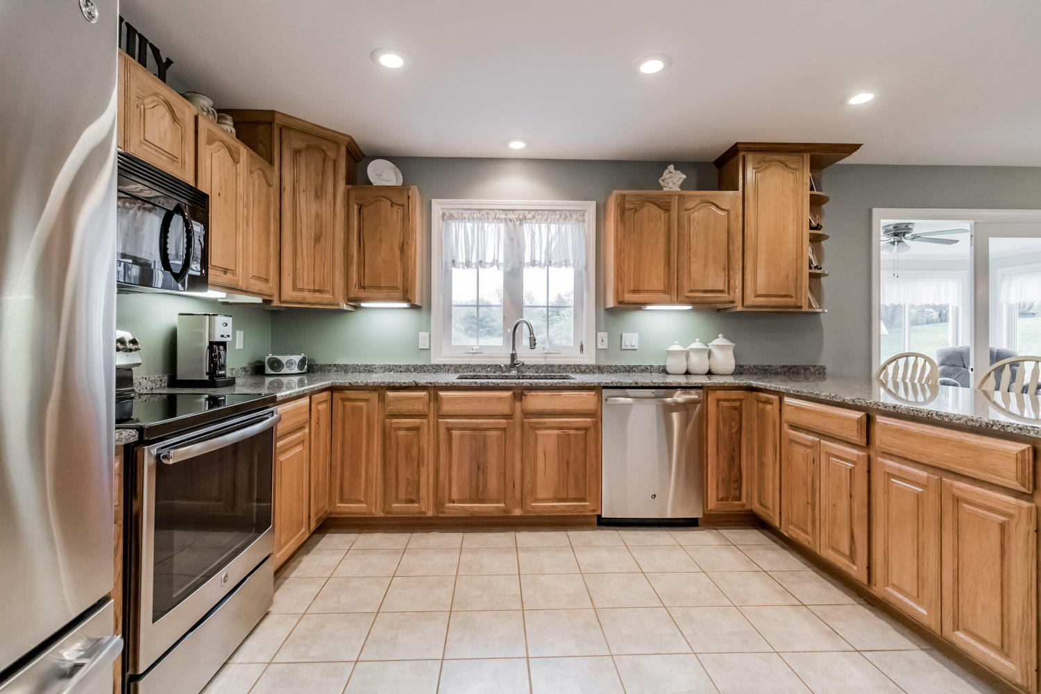 280 Stetson Road Lewiston, ME 04240 - Photo 3 of 32 20190520ms-81020